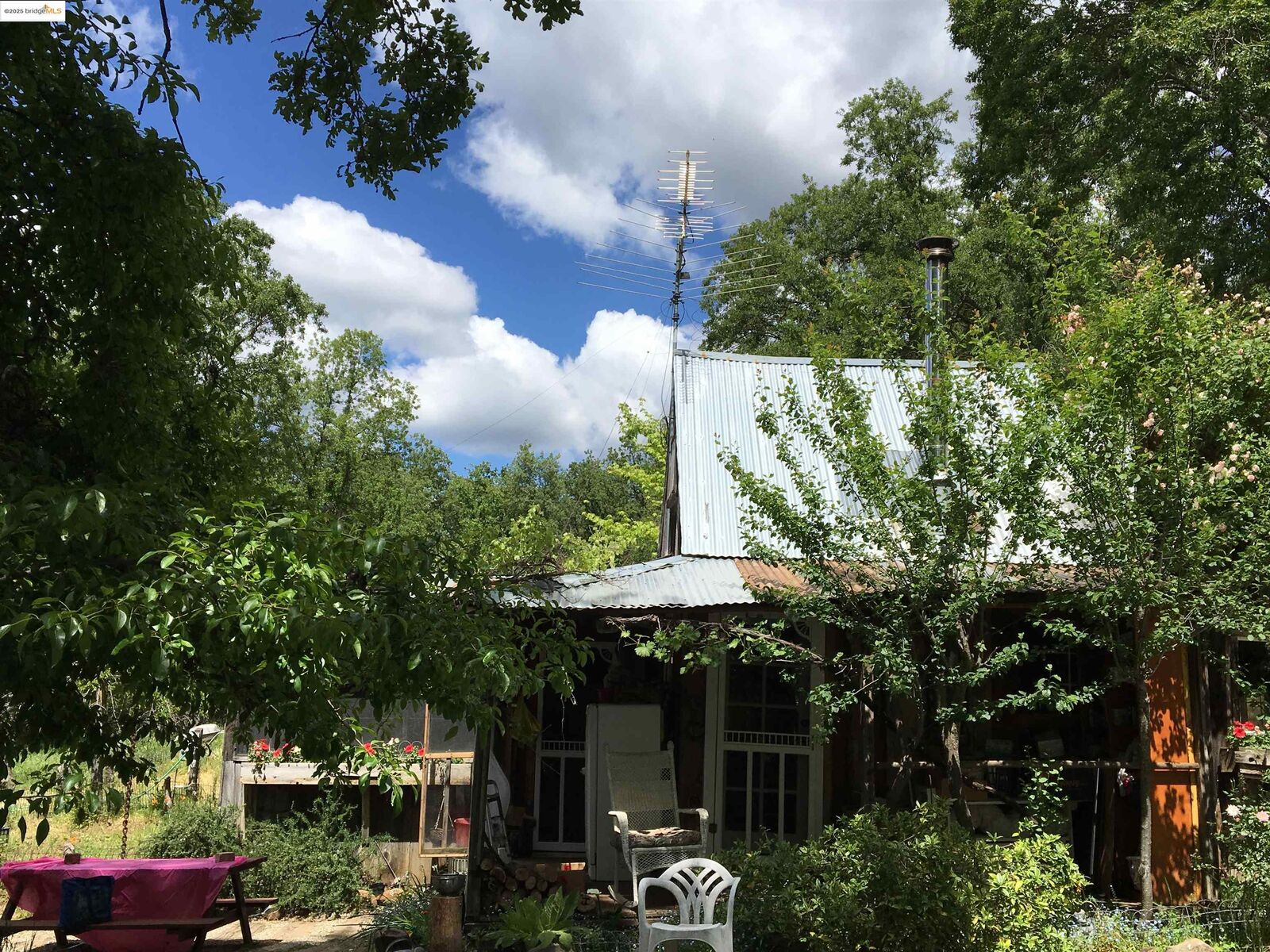 Property Photo: 19100 Andra Drive CA 95370