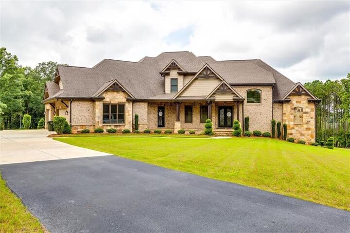 Property Photo: 5460 Emmett Still Road GA 30052