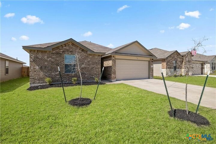 Property Photo:  961 Oxford Lane  TX 76579 