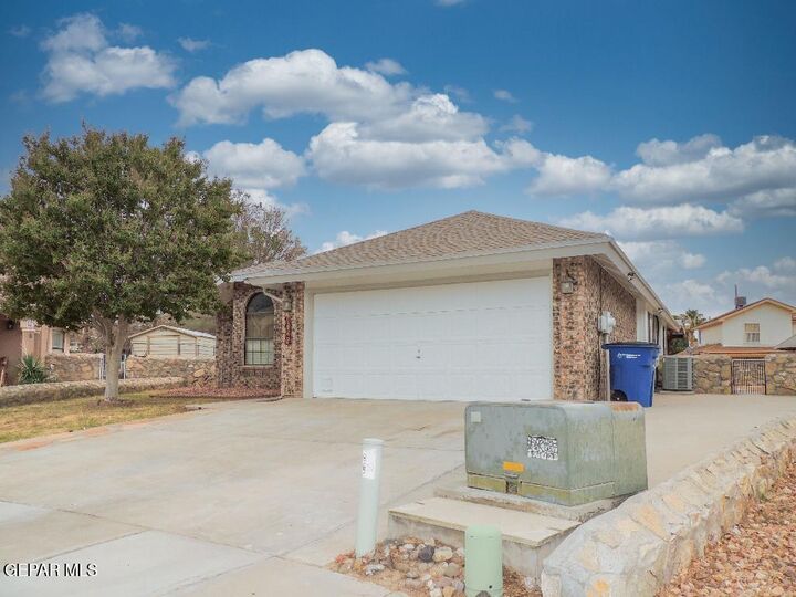 Property Photo: 1724 Lions Gate Lane TX 79936