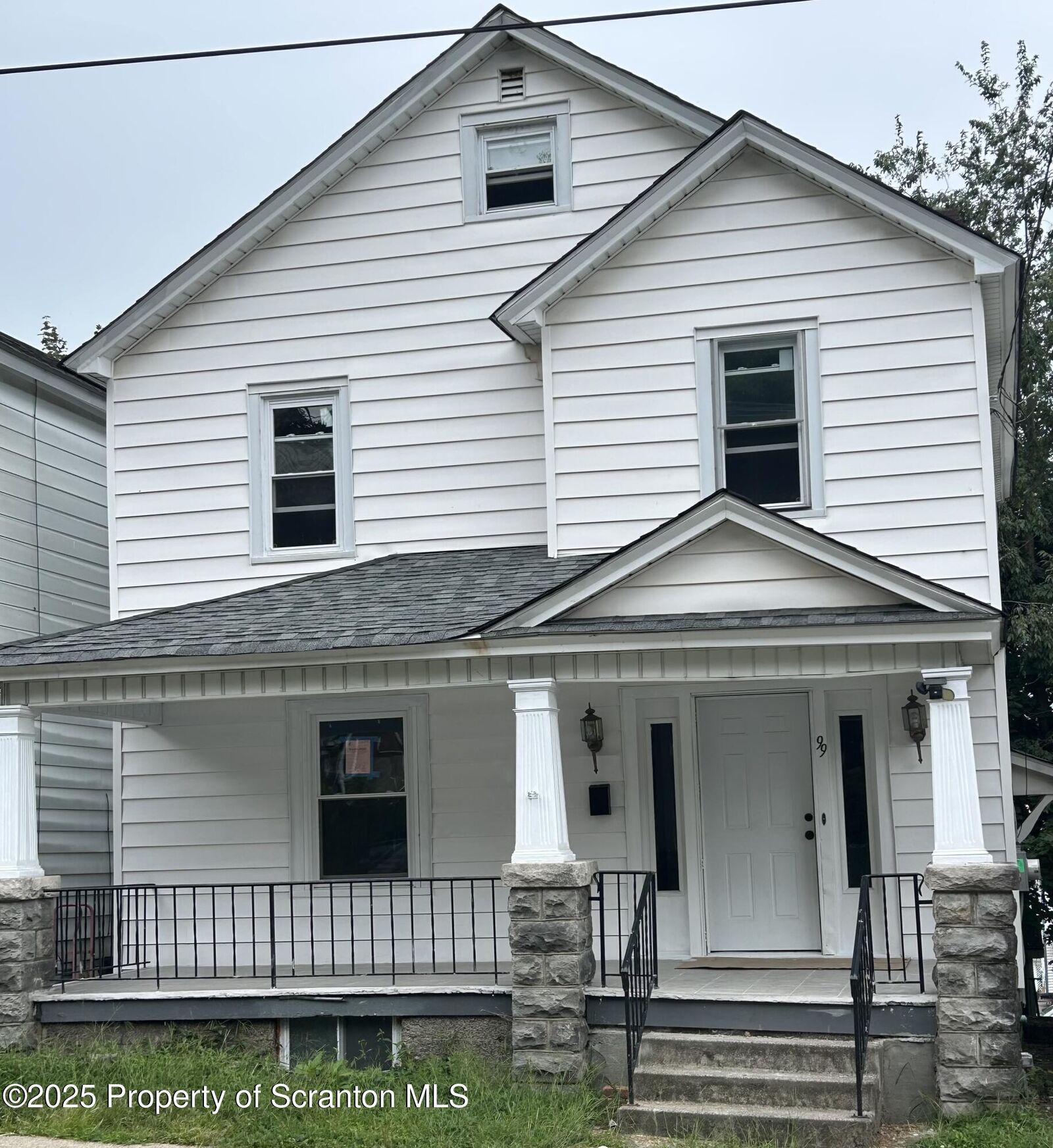 Property Photo: 99 Washington Street PA 18407