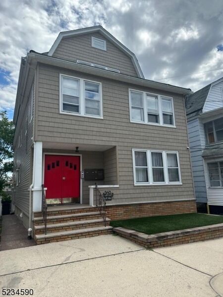 Property Photo:  262 Hornblower Ave 1  NJ 07109 