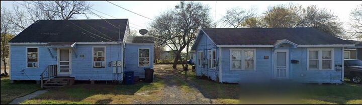Property Photo:  245 Tarlton Street  TX 78415 