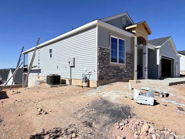 Property Photo:  159 N Sterling Dr (Lot 32 Phs 4 Crescent Hills)  UT 84720