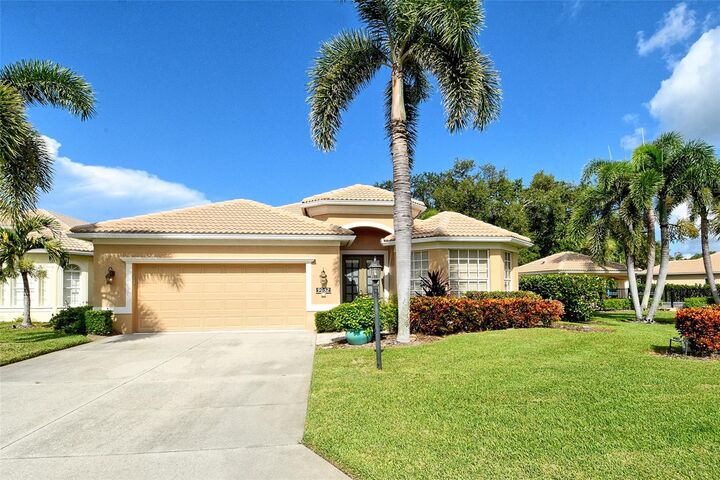 Property Photo:  9032 Willow Brook Drive  FL 34238 