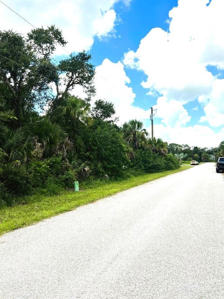 Property Photo: 323 Canora Drive FL 33954
