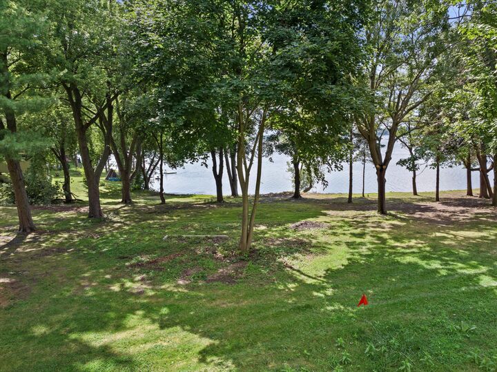 Property Photo: W343n6205 S Bayview Rd Lt2 WI 53066