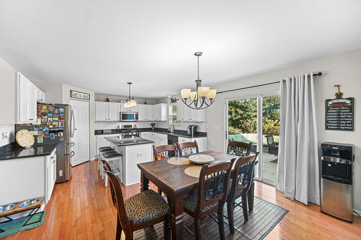 Property Photo:  1642 Aster Drive  IL 60446 
