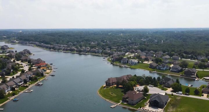 9300 Doubletree Drive S  Winfield IN 46307 photo
