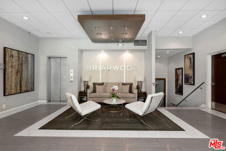 Property Photo:  1745 Camino Palmero Street 435  CA 90046 