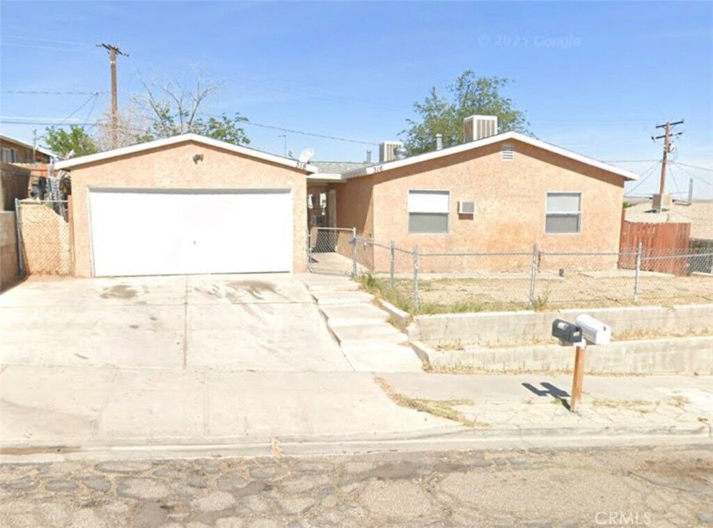Property Photo: 316 Maxine Avenue CA 92311