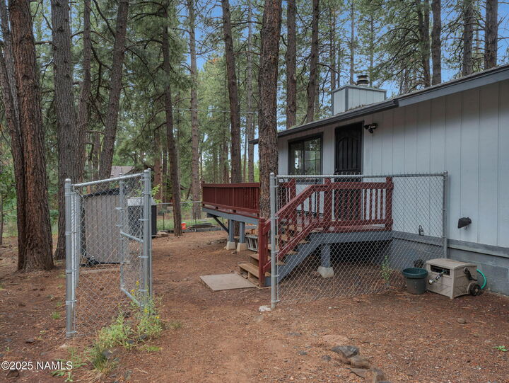 Property Photo: 85 Bison Drive AZ 86017
