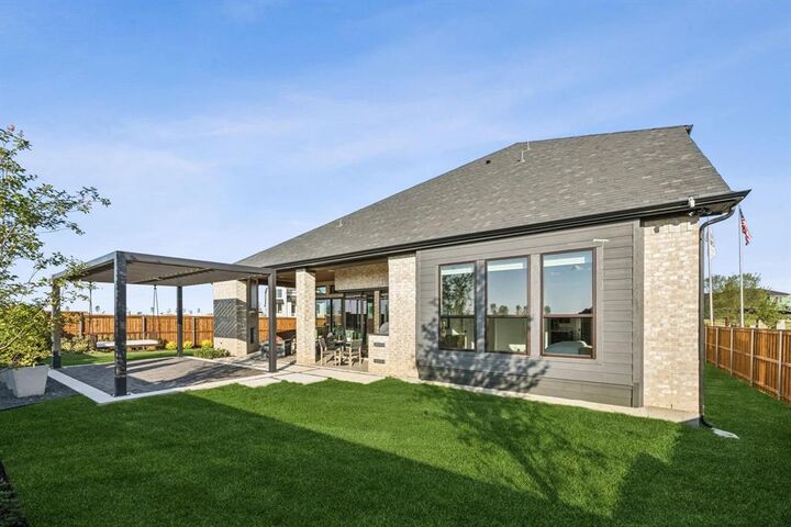 Property Photo:  9263 Spindletree Drive  TX 75035 