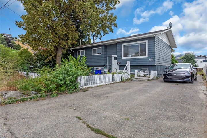 4210 17 Avenue  Vernon BC V1T 7K8 photo