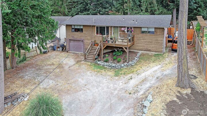 Property Photo: 355 Selkirk Drive WA 98282
