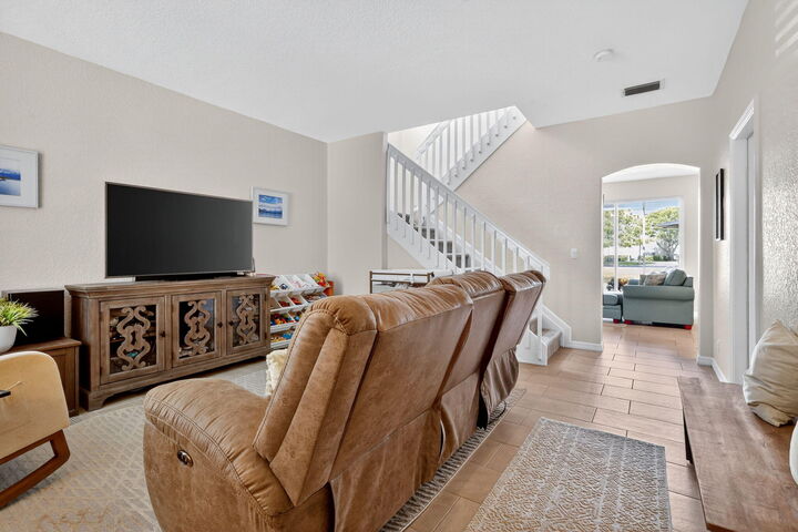 Property Photo:  4451 Lake Lucerne Circle  FL 33409 