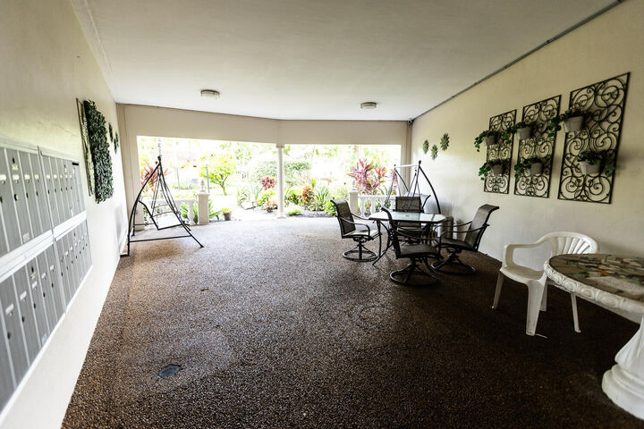 Property Photo:  5161 W Oakland Park Boulevard 106  FL 33313 