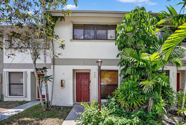 Property Photo: 3072 S Oakland Forest Drive 406 FL 33309