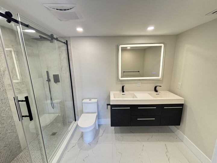 Property Photo:  3005 Portofino Isle F3  FL 33066 