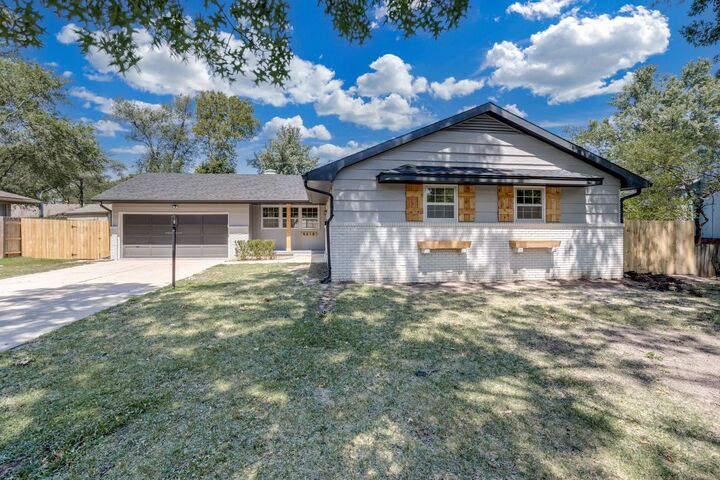 Property Photo: 6610 E 10th St N KS 67206
