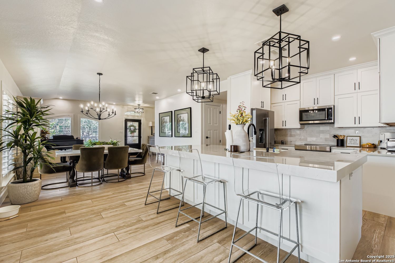 Property Photo: 1302 Brook Blf TX 78248