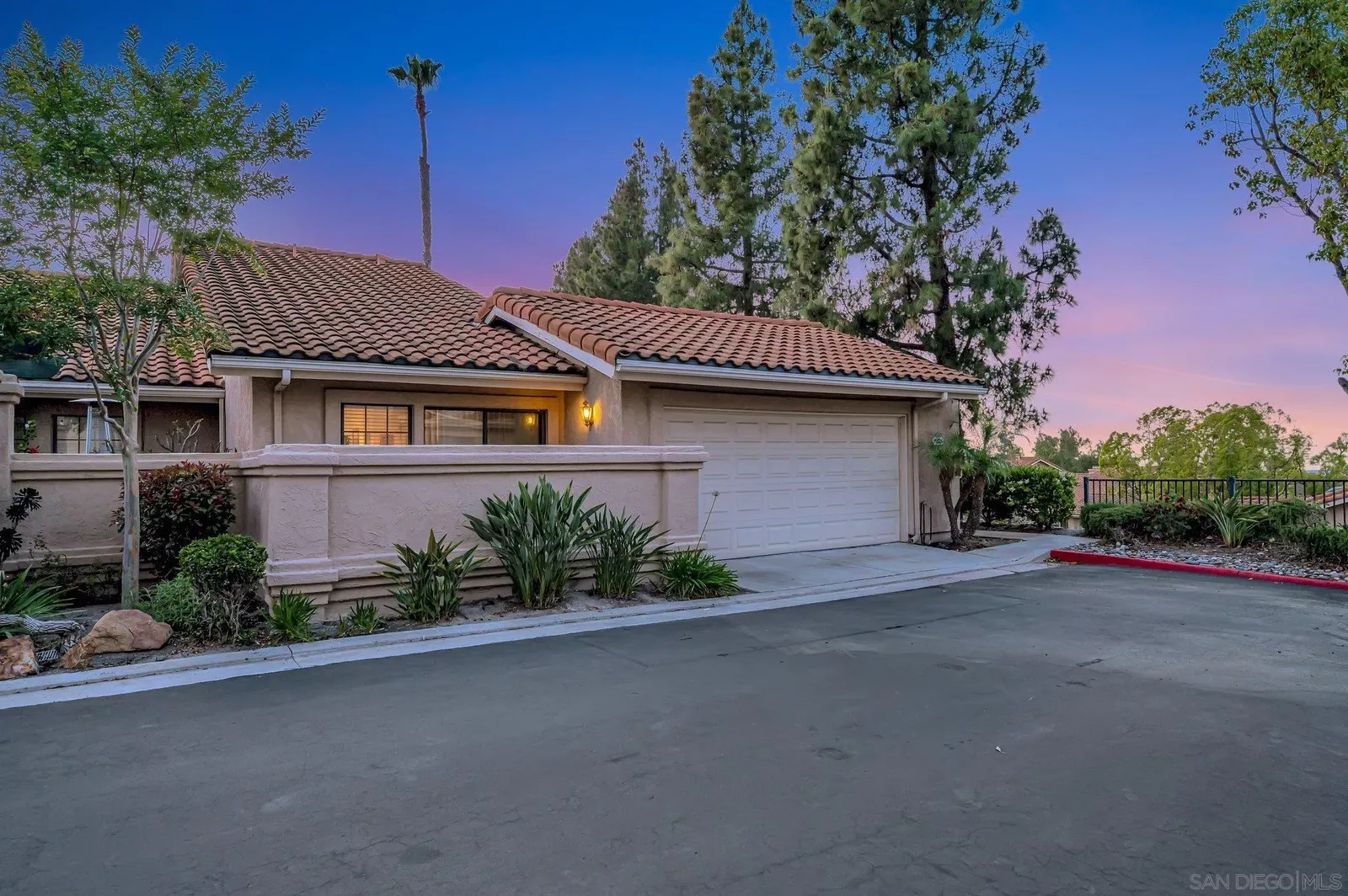 Property Photo:  15628 Via Marchena  CA 92128 