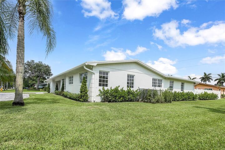 Property Photo:  8355 SW 89th St  FL 33156