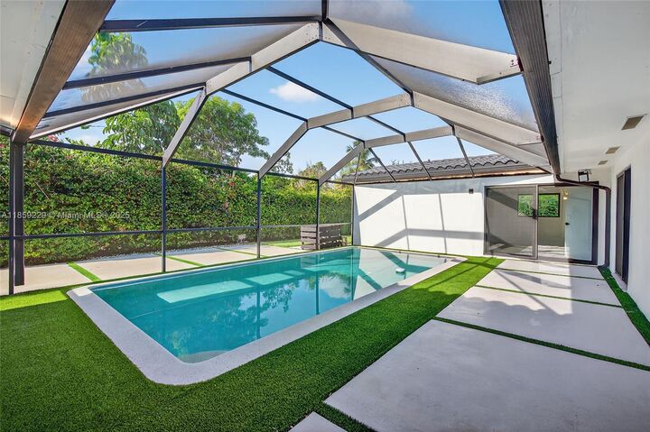 Property Photo:  6431 SW 109th Ct  FL 33173 