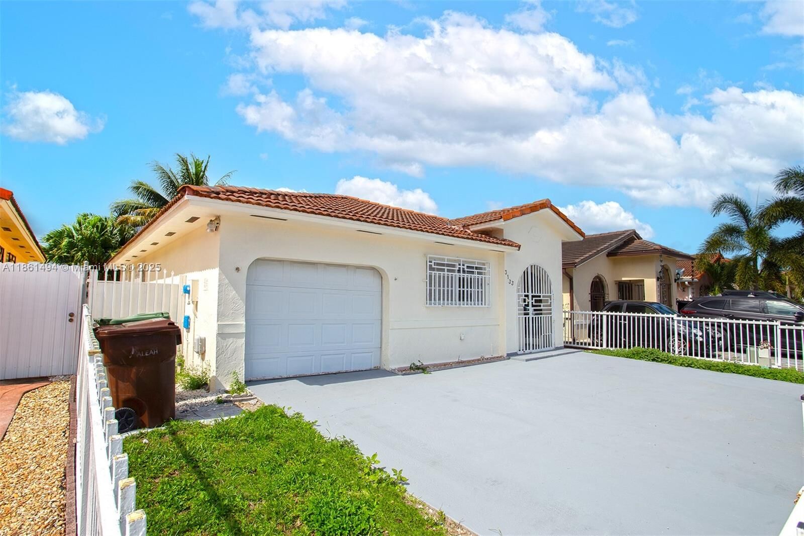 Property Photo:  3133 W 70th Ter  FL 33018 