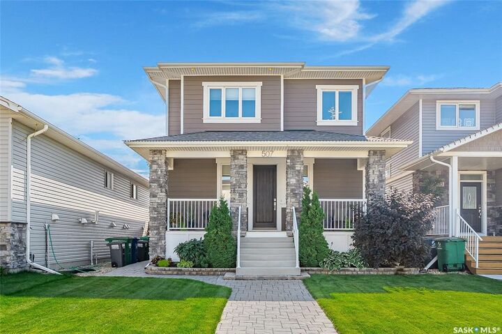 507 Kloppenburg Crescent  Saskatoon SK S7W 0P1 photo