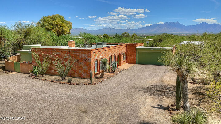 17741 S Placita Mayo  Green Valley AZ 85614 photo