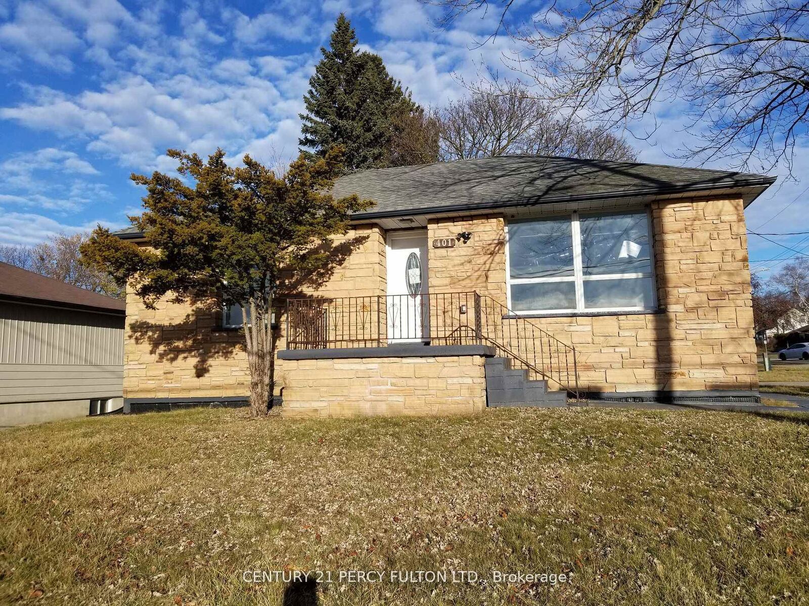 Photo de la propriété:  401 Anderson Street Mainflr  ON L1N 3V8 