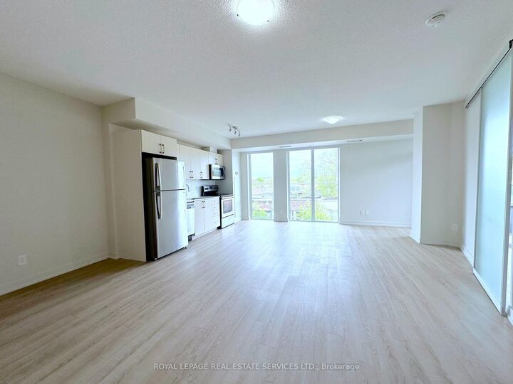 Property Photo: 763 Woodbine Avenue 510 ON M4E 2J4