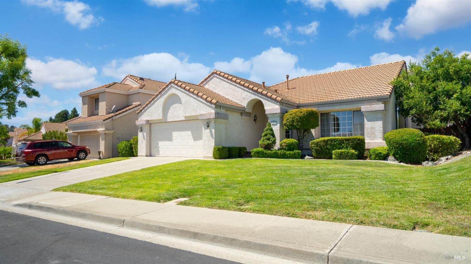 Property Photo: 202 Bantry Drive CA 95688