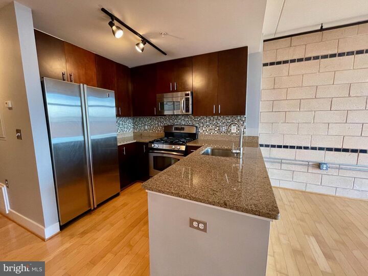 Property Photo: 1529 14th Street NW 504 DC 20005