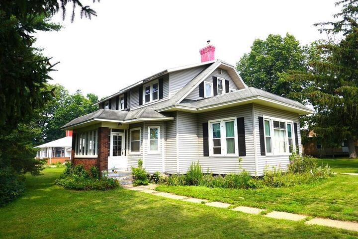 Property Photo: 106 North State Street WI 54452