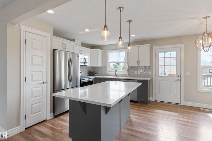 Property Photo: 330 Bulyea Road NW 4 AB T6R 0W8