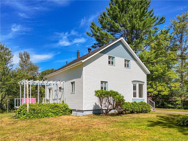 9 Saunders Street  McAdam NB E6J 1K9 photo