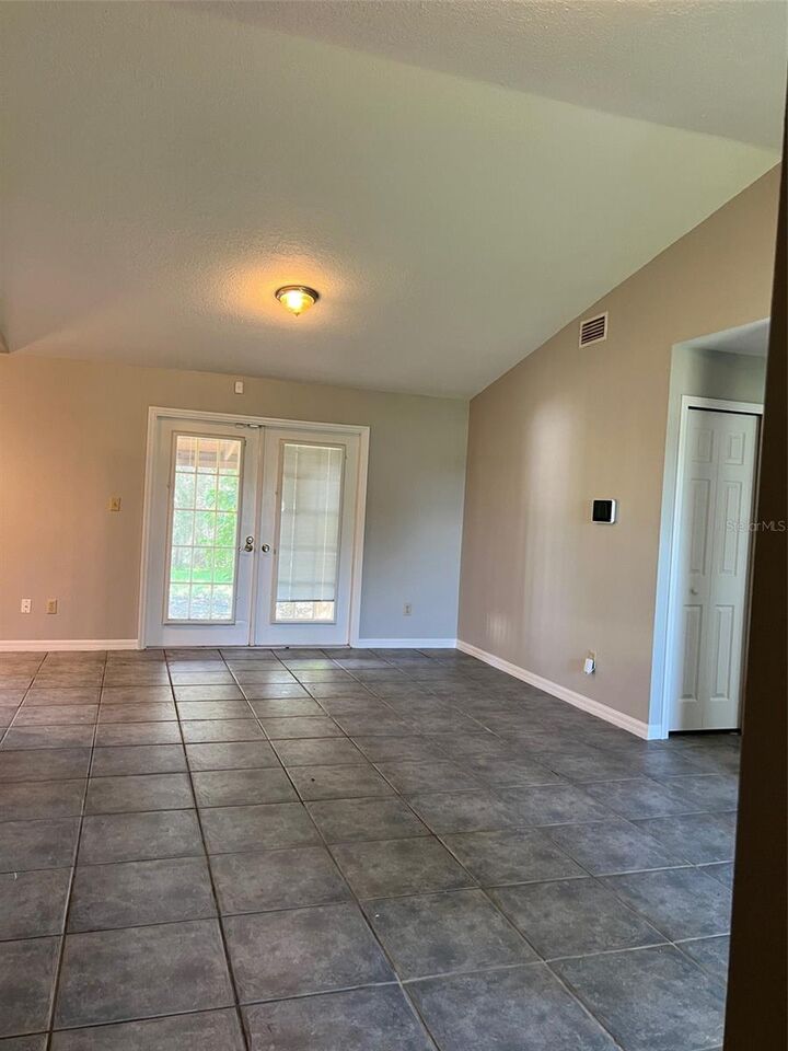 Property Photo: 203 Larkspur Court FL 34743