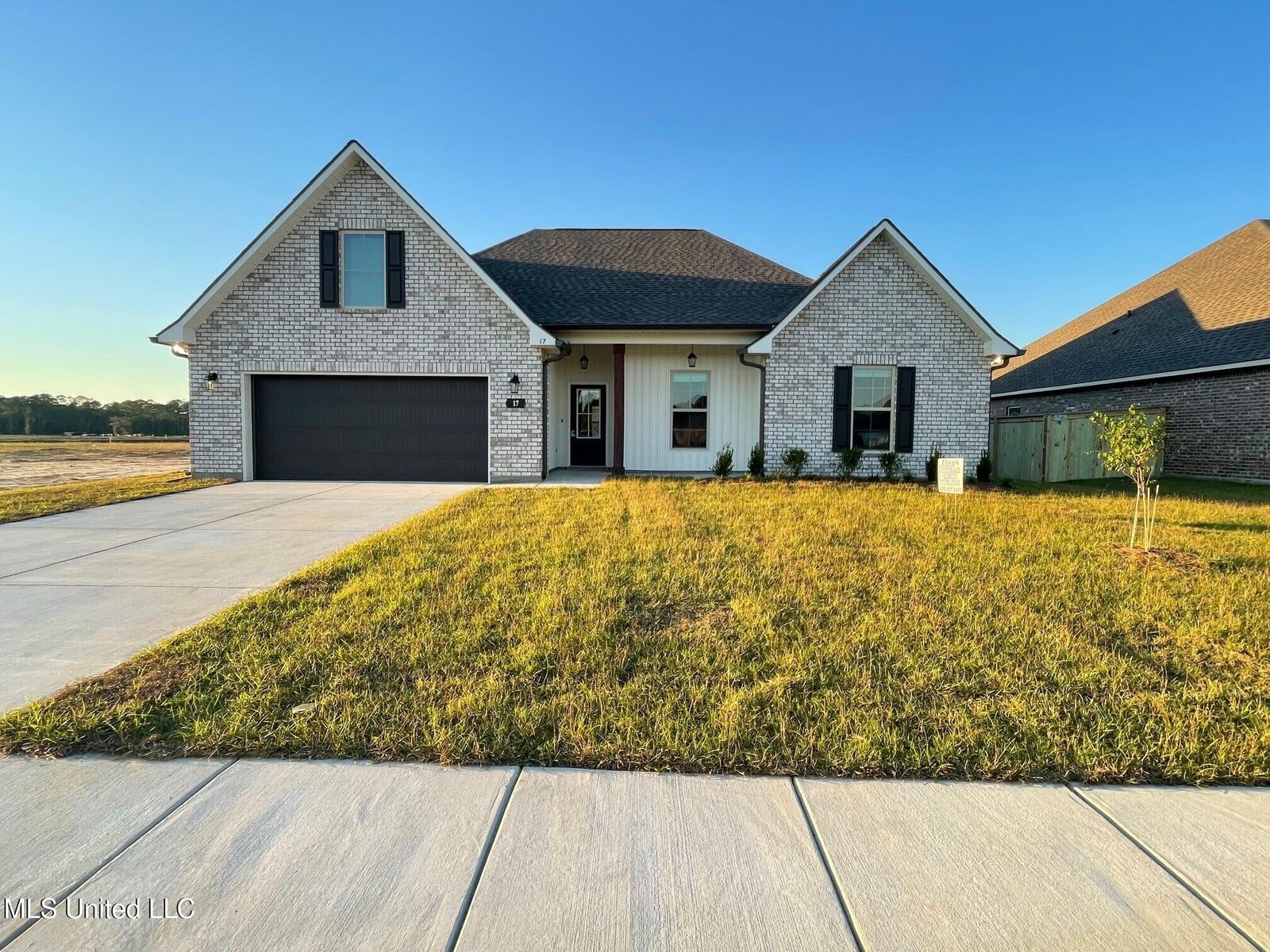 Property Photo: 17 Eliza Lane MS 39560