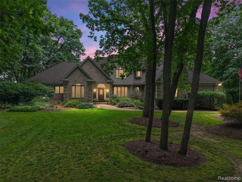 Property Photo: 1444 W Clarkston Road MI 48362