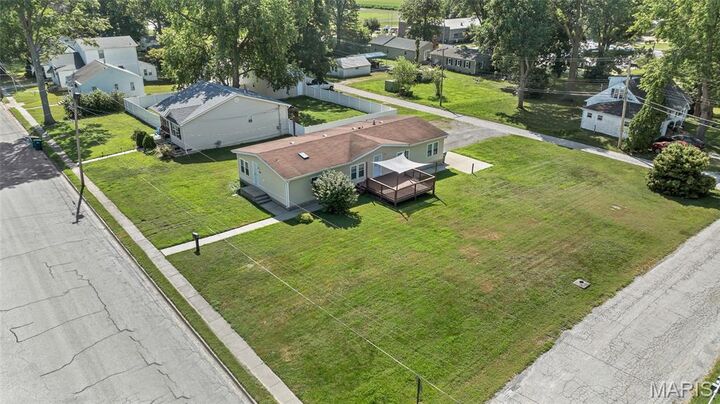 Property Photo: 450 W Schuetz Street IL 62254