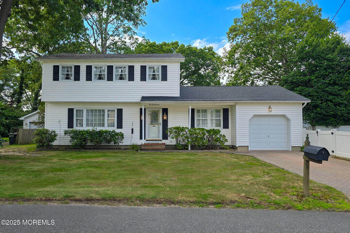 Property Photo:  223 Pinetree Place  NJ 08742 