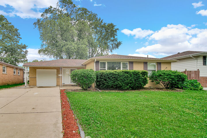 4335 Mann Street  Oak Forest IL 60452 photo