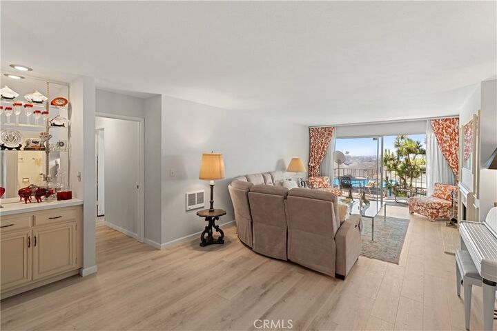 101 Scholz 120  Newport Beach CA 92663 photo