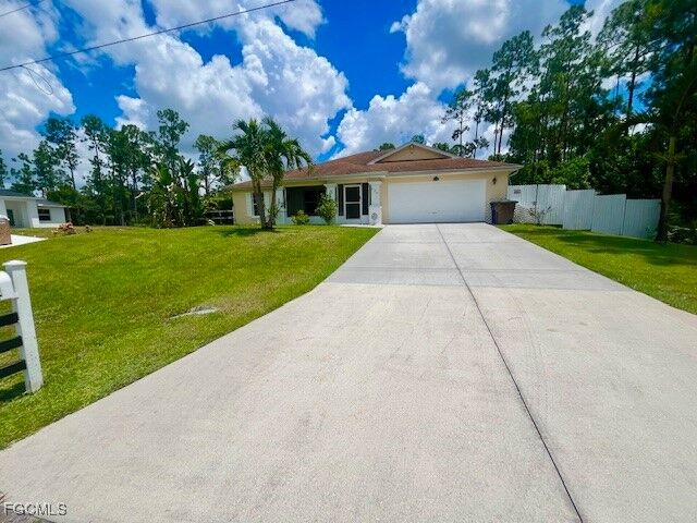 822 Johns Avenue  Lehigh Acres FL 33972 photo