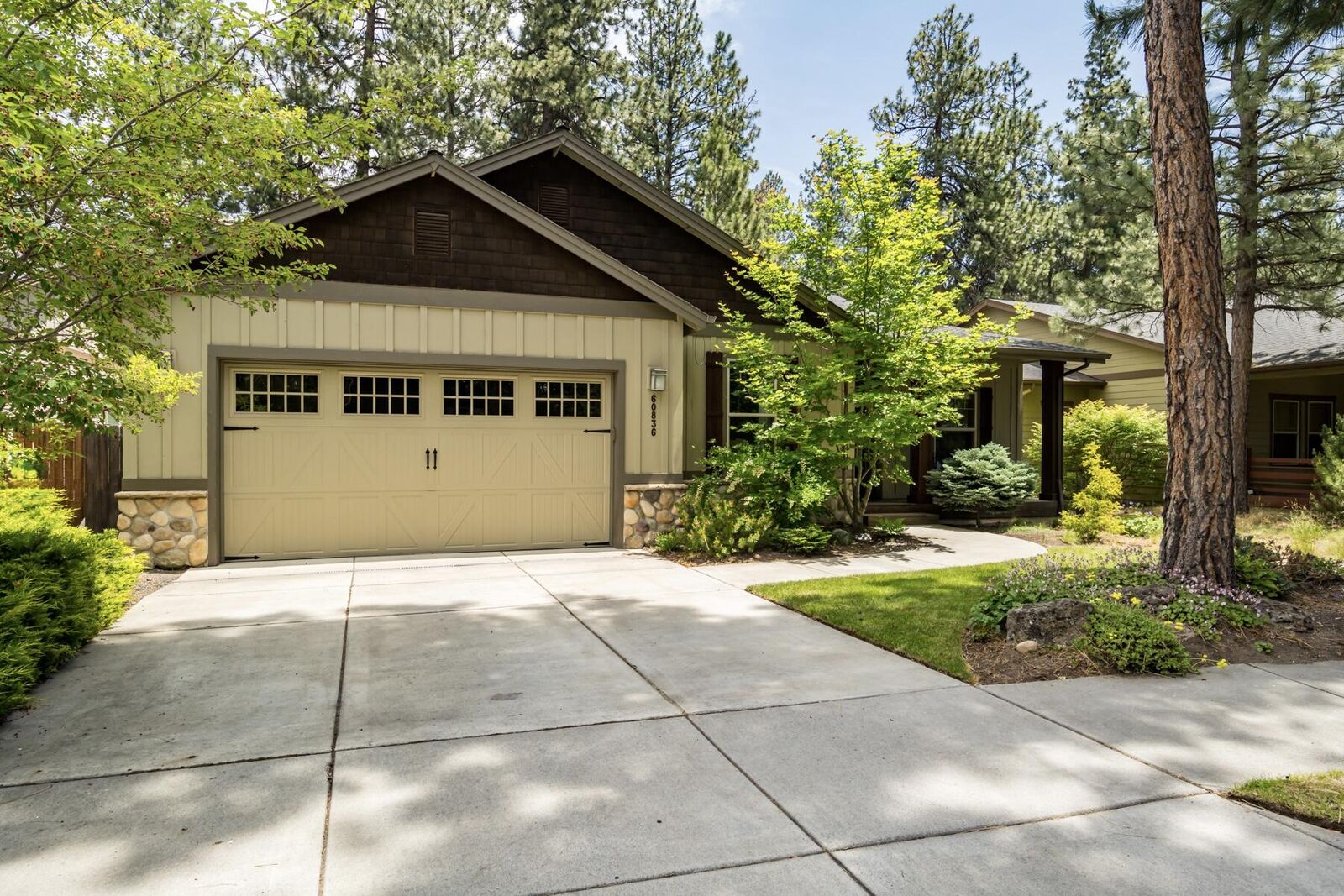 Property Photo:  60836 Yellow Leaf Street  OR 97702 