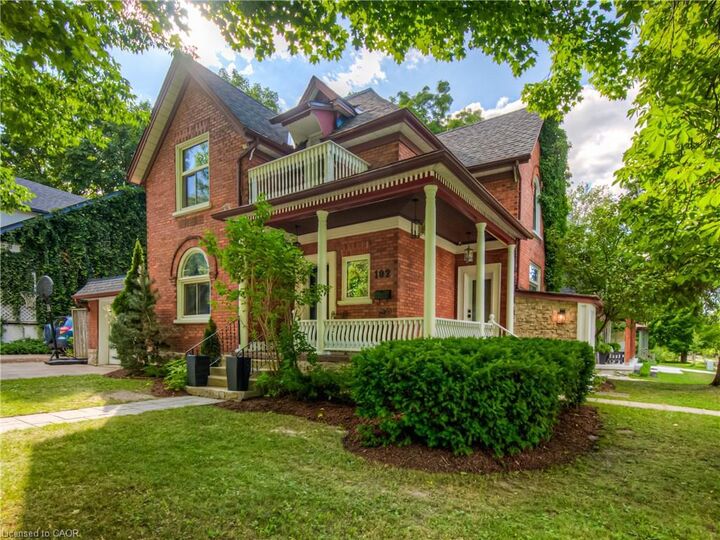 Property Photo: 102 William Street W ON N2L 1J9