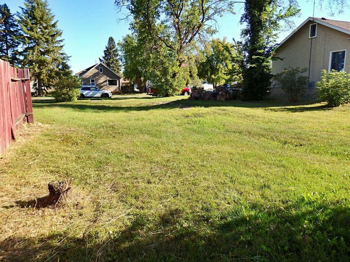 Property Photo: 4703 54 Avenue AB T9X 1S2
