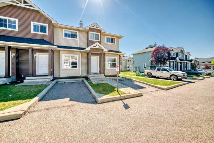 Property Photo: 111 Tarawood Lane NE 337 AB T3J 0C1